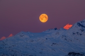 Blue Moon Red Peaks